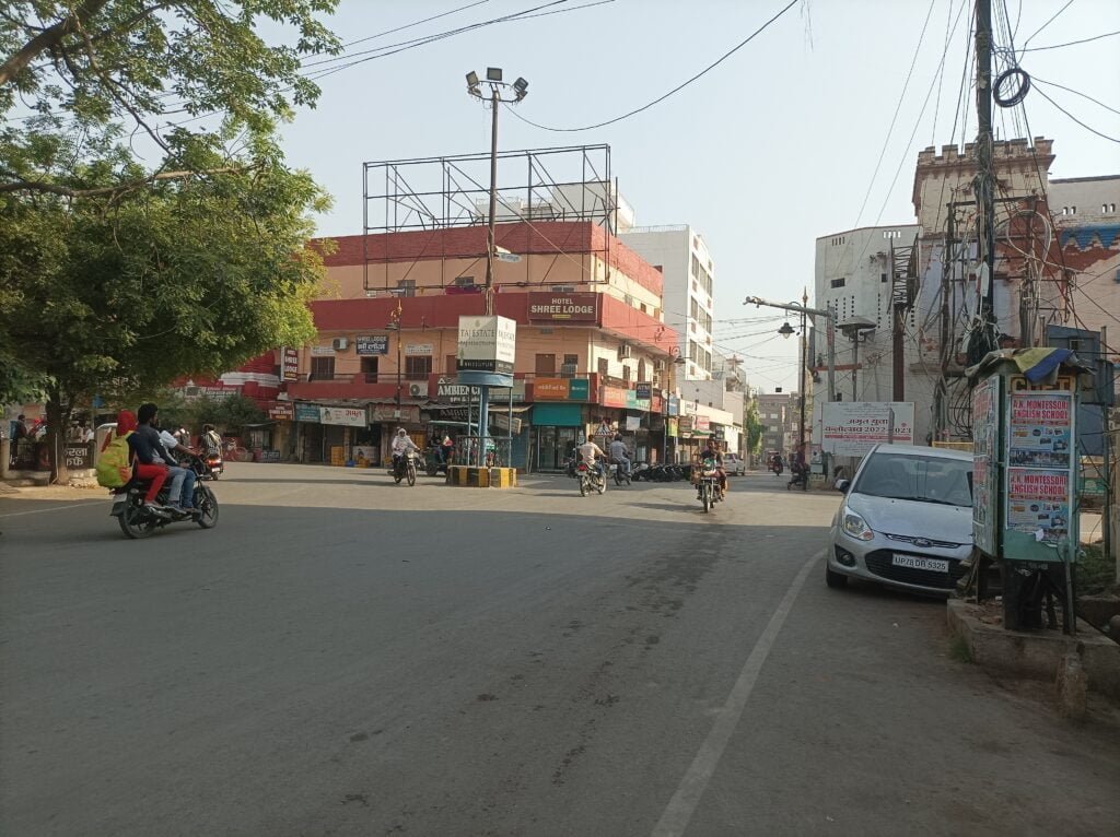Bhelupur chauraha Varanasi best scaled