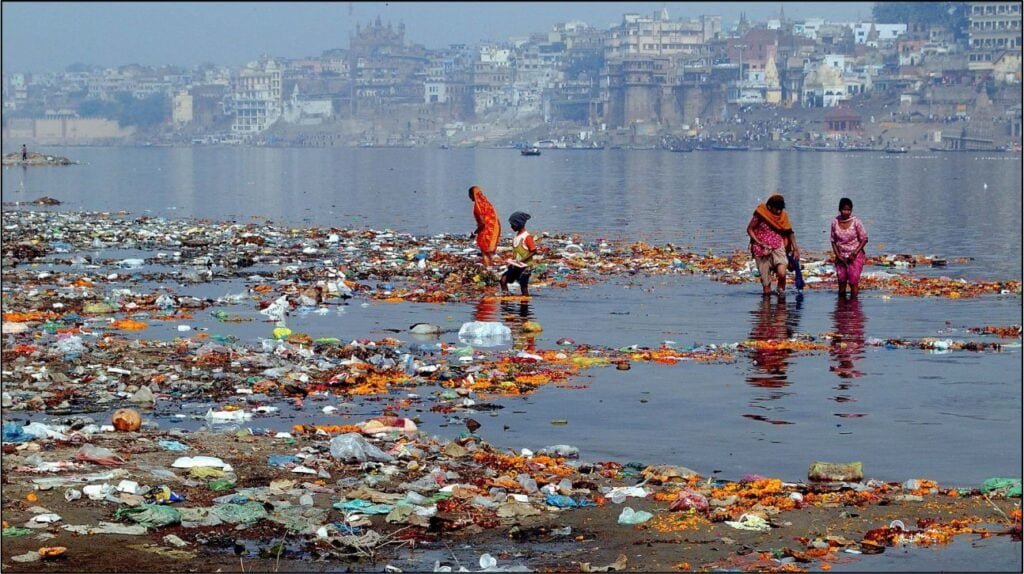Ghat Pollution Image Varanasi Best